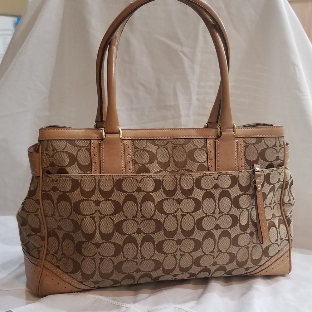 Large Authentic Coach Signature Handbag - Picture 2 of 8